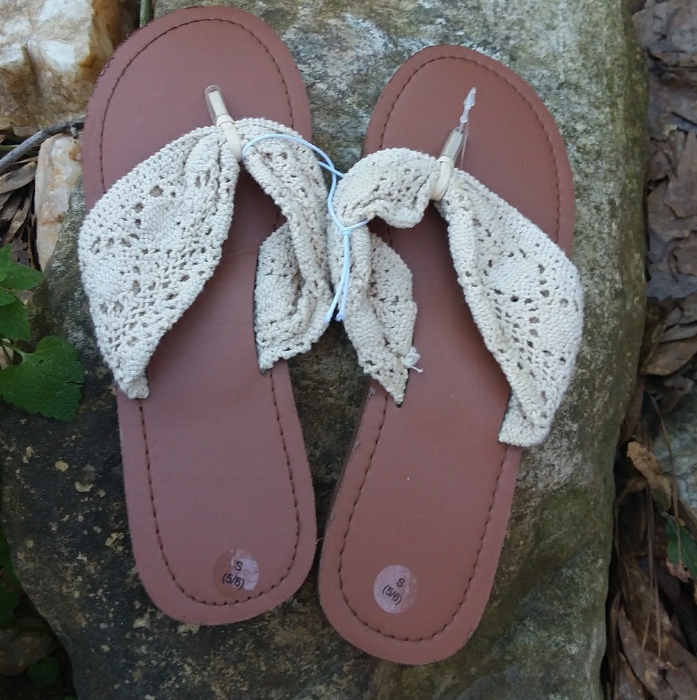 Nwot spring sandals